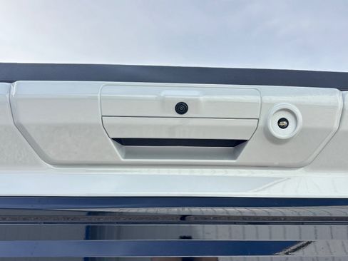 New 2026 Ford F250 Platinum image 17