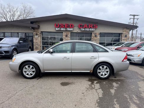 Used 2007 Mercury Montego Luxury image 3