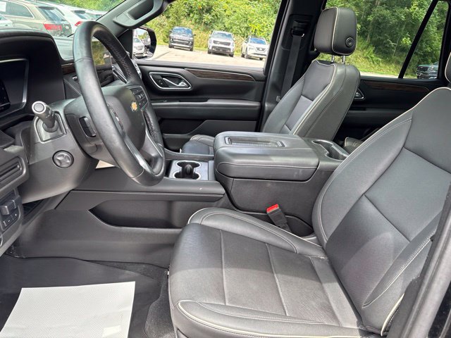 Used 2023 Chevrolet Tahoe Premier w/ Max Trailering Package AWD/4WD image 9