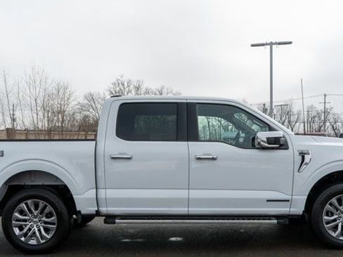 Used 2025 Ford F150 XLT w/ Equipment Group 303A High image 5