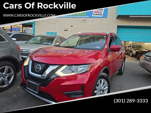 Used 2017 Nissan Rogue SV w/ SV Premium Package image 1