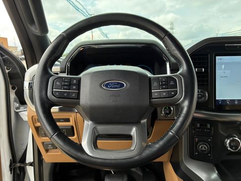 Used 2021 Ford F150 Lariat w/ Max Trailer Tow Package image 17