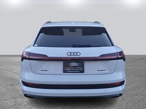 Certified 2023 Audi e-tron Premium w/ Convenience Plus Package image 4