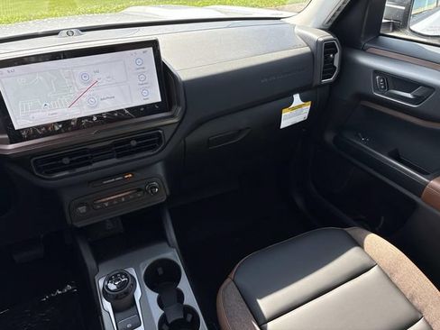 New 2026 Ford Bronco Sport Outer Banks w/ Outer Banks Tech Package+ AWD/4WD image 15