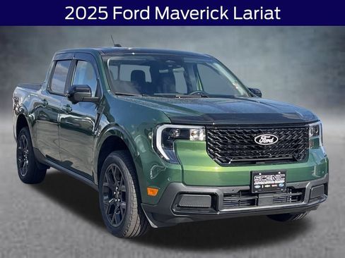 New 2025 Ford Maverick Lariat w/ Black Appearance Package image 1