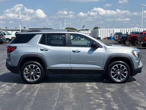 New 2026 GMC Terrain Elevation w/ Elevation Premium Package AWD/4WD image 7