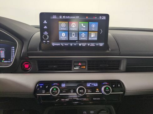 Certified 2025 Honda Pilot Elite image 22