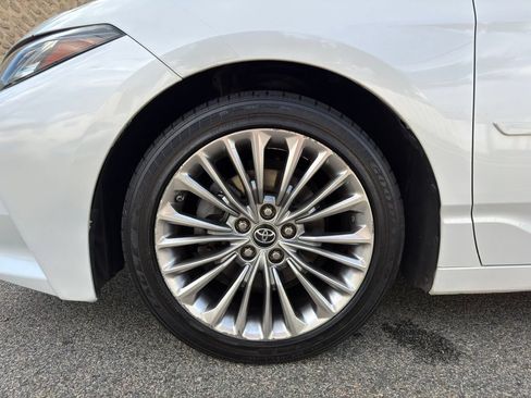 Used 2019 Toyota Avalon Limited w/ All Weather Liner Package FWD image 39