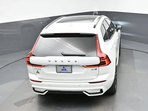 New 2027 Volvo XC60 B5 Plus AWD/4WD image 48