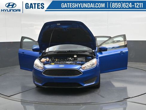 Used 2018 Ford Focus SE image 38