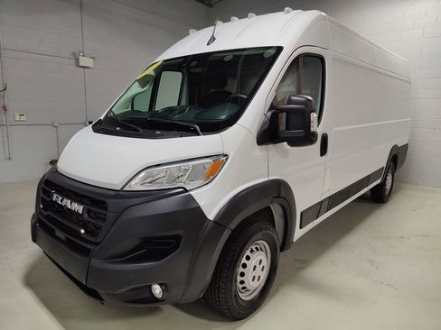 Used 2023 RAM ProMaster 3500 w/ Driver Convenience Group FWD image 16