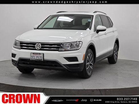 Used 2020 Volkswagen Tiguan SE FWD image 3