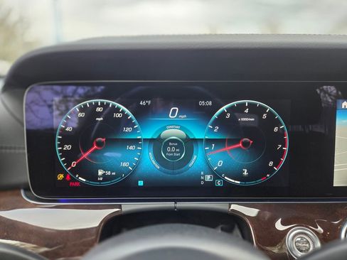 Used 2022 Mercedes-Benz E 350 4MATIC Sedan image 14