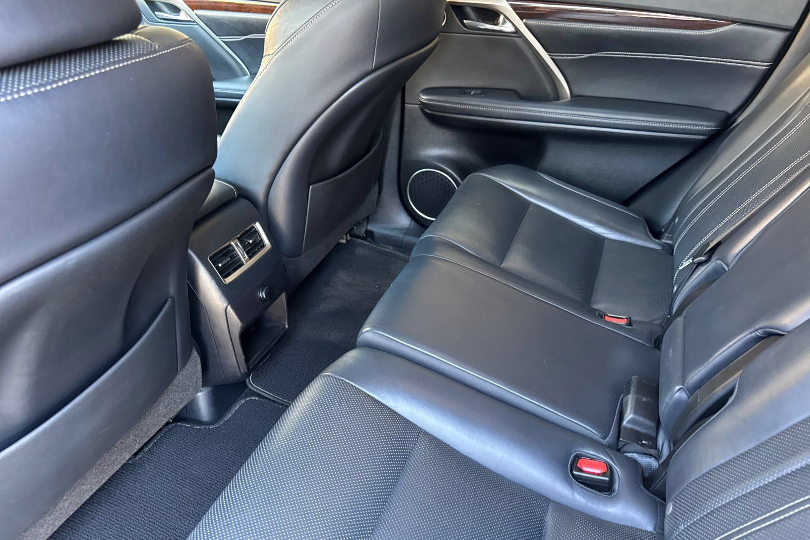 Used 2017 Lexus RX 450h AWD w/ Cold Weather Package image 13