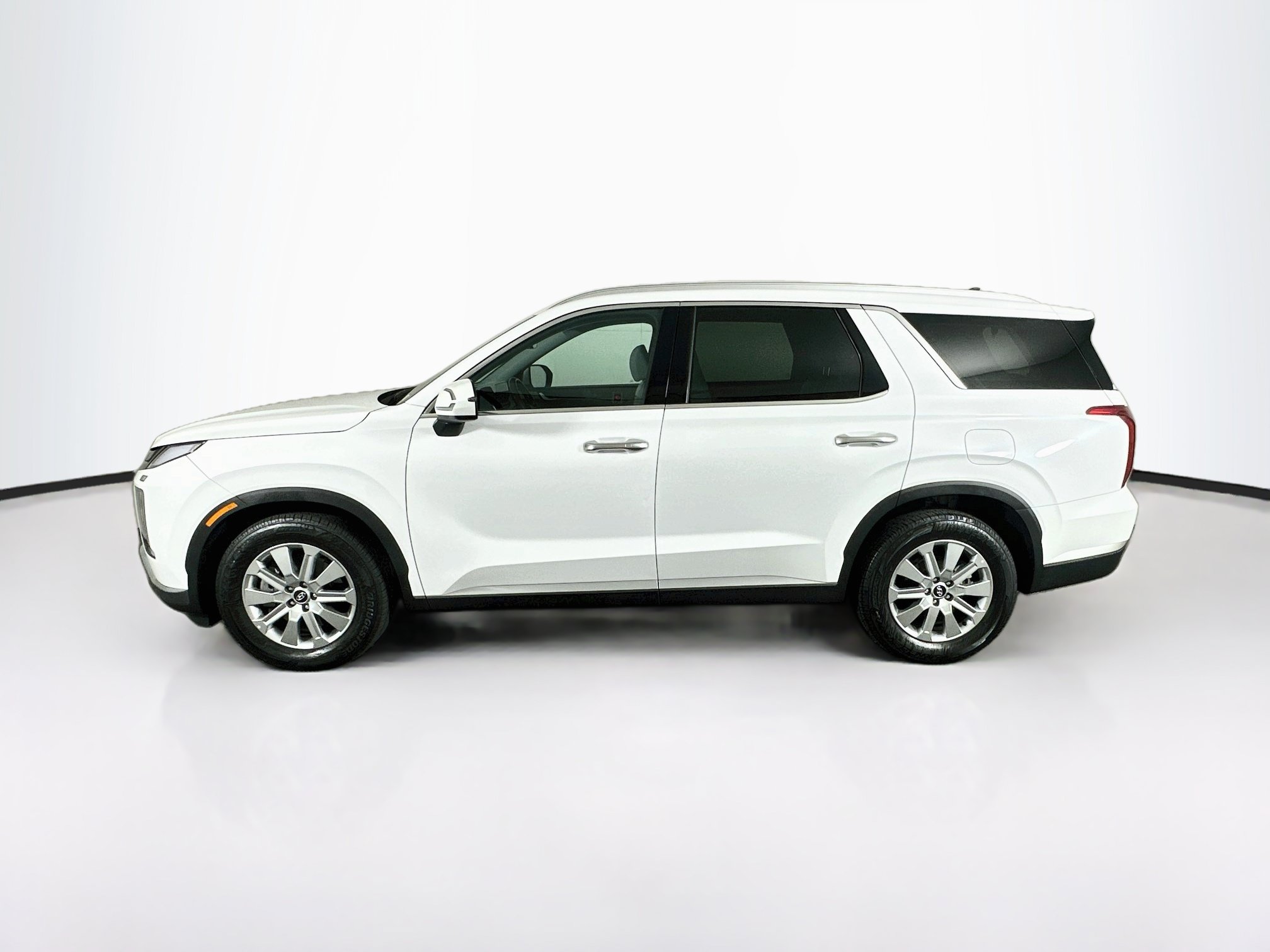 Used 2025 Hyundai Palisade SEL FWD image 4