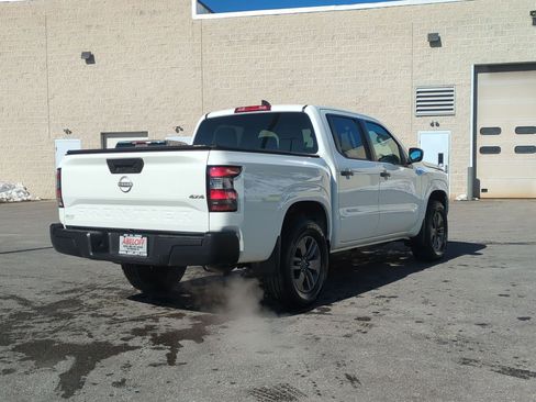 Used 2024 Nissan Frontier S image 5
