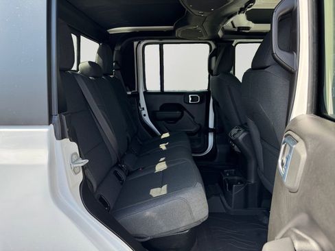 New 2026 Jeep Gladiator Mojave AWD/4WD image 13