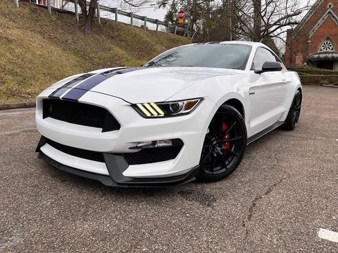 Used 2016 Ford Mustang Shelby GT350 w/ Technology Package image 54