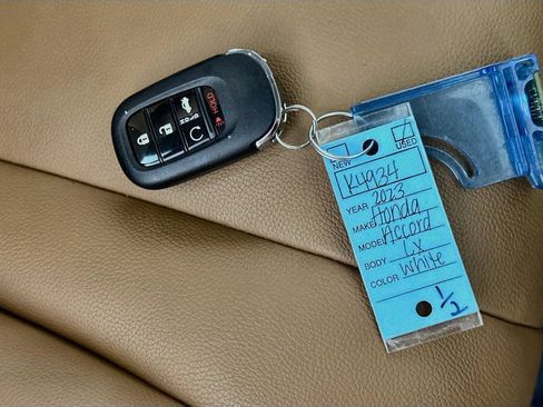 Used 2023 Honda Accord LX image 33