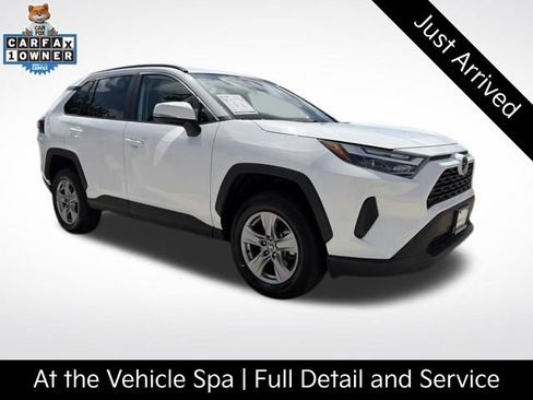 Used 2025 Toyota RAV4 XLE FWD image 6