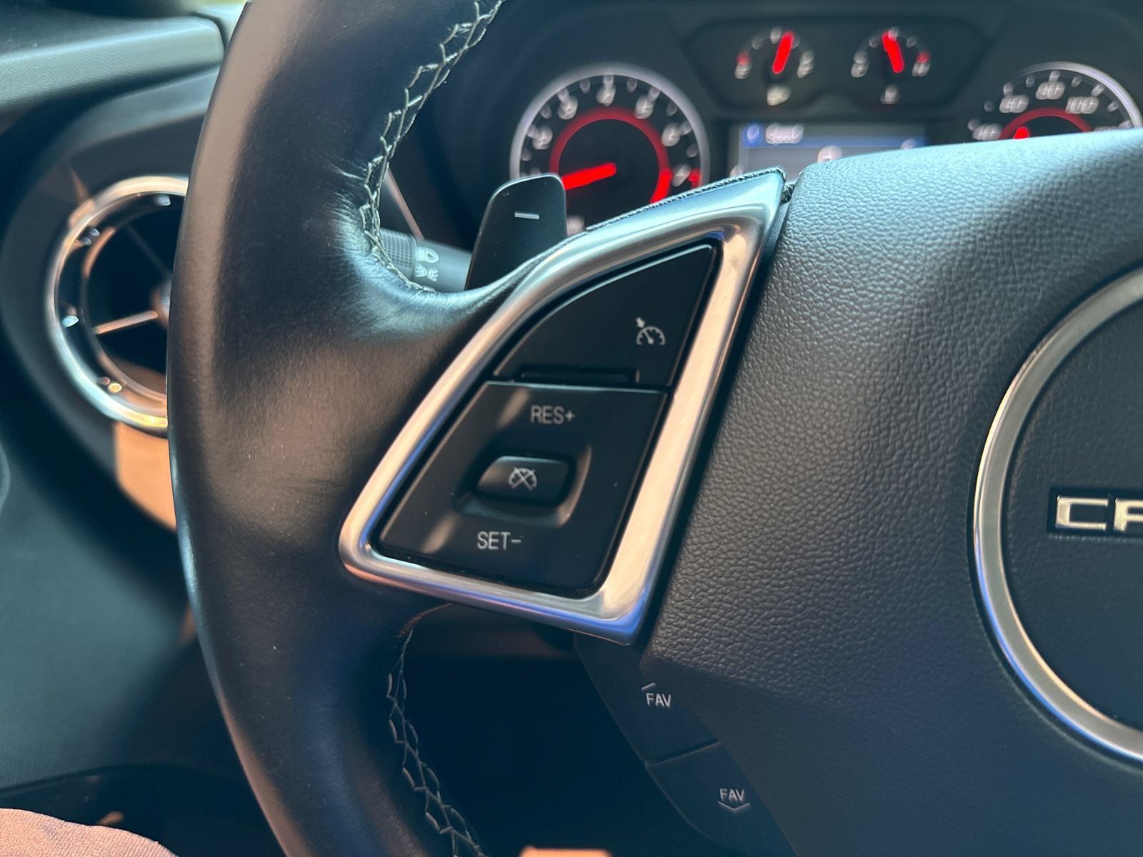 Used 2020 Chevrolet Camaro LT w/ Redline Edition RWD image 29