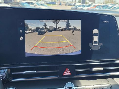 Certified 2023 Hyundai Elantra Limited FWD image 24