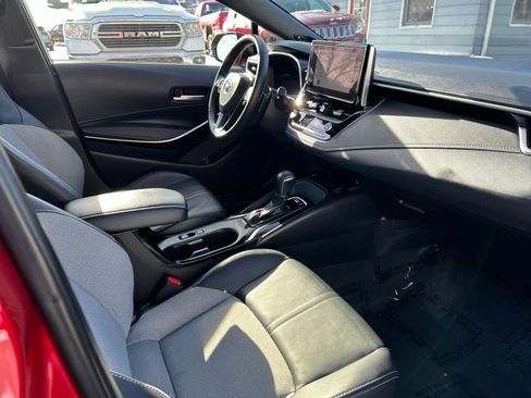 Used 2025 Toyota Corolla XSE image 28