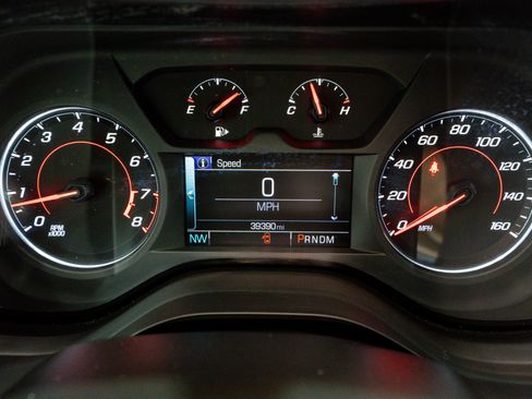 Used 2017 Chevrolet Camaro LT w/ RS Package image 23