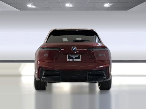 Used 2026 BMW iX M70 image 9