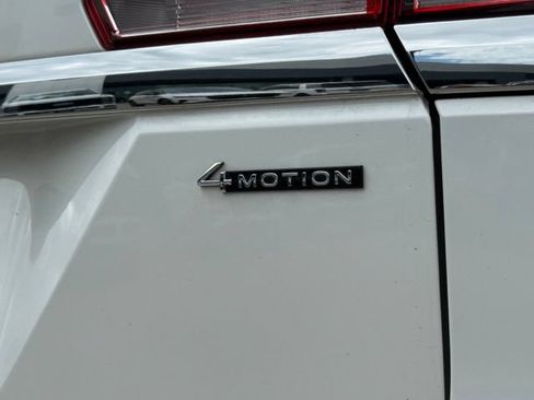 Used 2023 Volkswagen Atlas SEL Premium AWD/4WD image 11