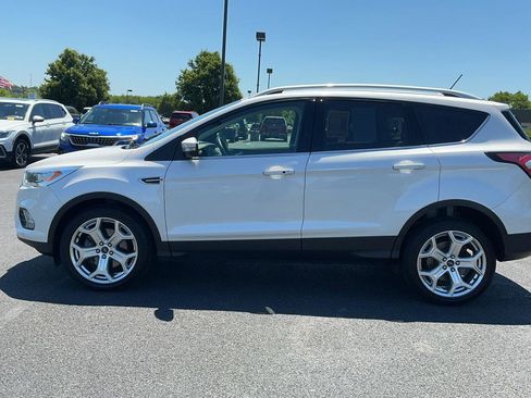 Used 2018 Ford Escape Titanium w/ Ford Safe & Smart Package AWD/4WD image 12