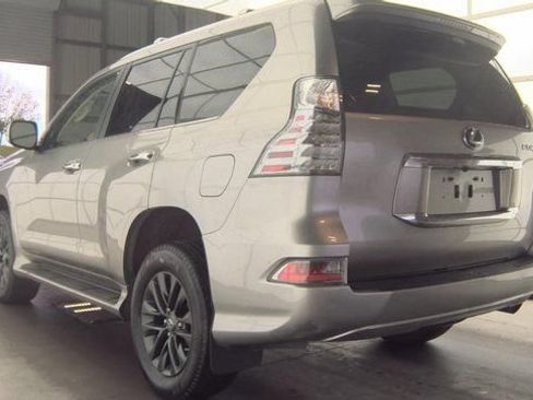 Used 2023 Lexus GX 460 Premium w/ Premium Package AWD/4WD image 5