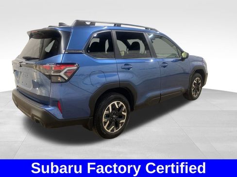 Certified 2025 Subaru Forester Premium AWD/4WD image 4