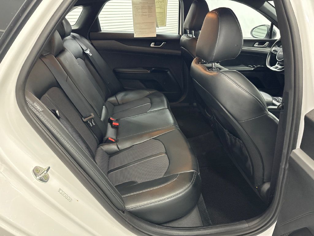 Used 2023 Kia K5 GT-Line w/ GT-Line Premium Package FWD image 16