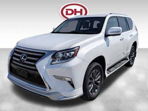 Used 2019 Lexus GX 460 Luxury image 2