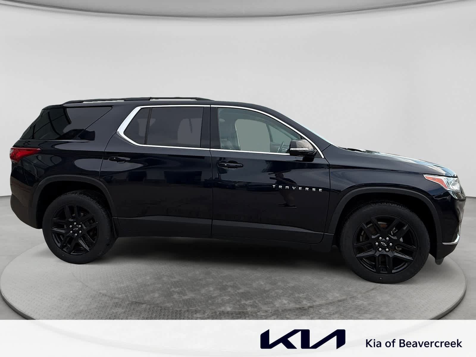 Used 2020 Chevrolet Traverse LT FWD image 4