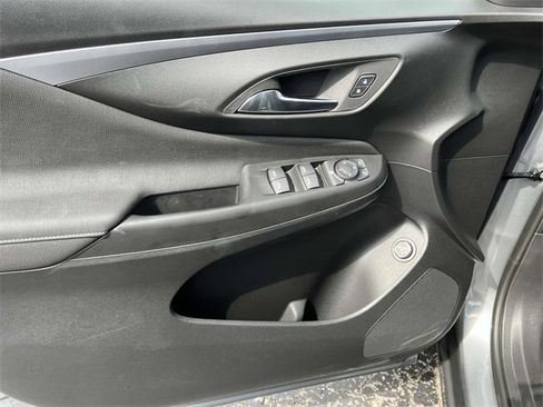 Used 2025 Buick Envista Preferred w/ Convenience I Package image 14