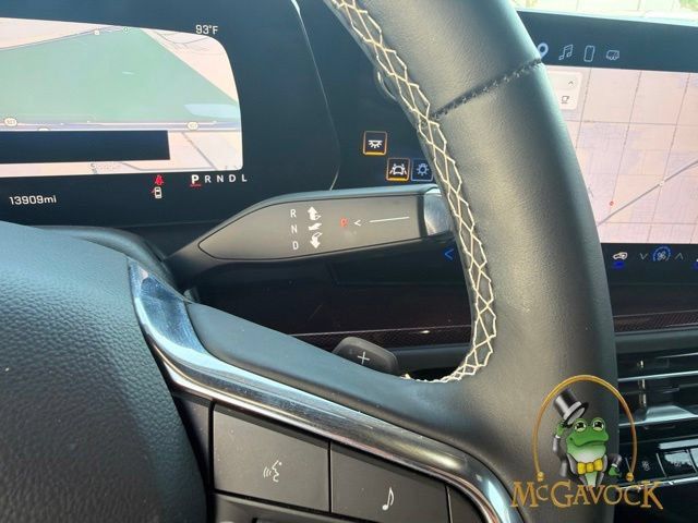 Used 2025 Chevrolet Traverse Z71 AWD/4WD image 20