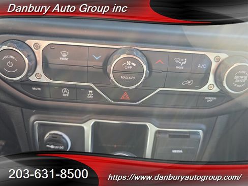 Used 2023 Jeep Wrangler Unlimited Sport AWD/4WD image 11