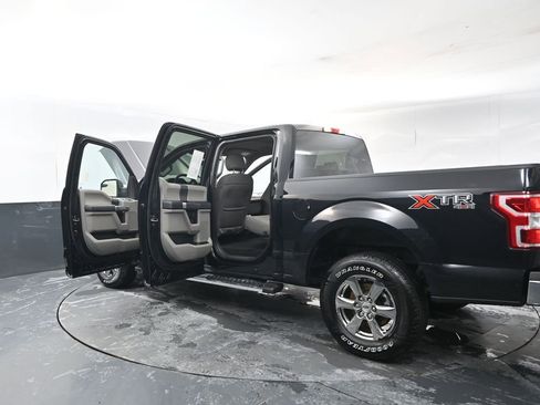 Used 2020 Ford F150 XLT w/ XTR Package image 32