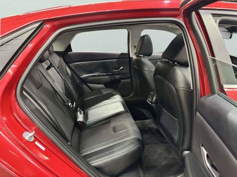 Used 2023 Hyundai Elantra Limited w/ Winter Weather Package FWD image 34