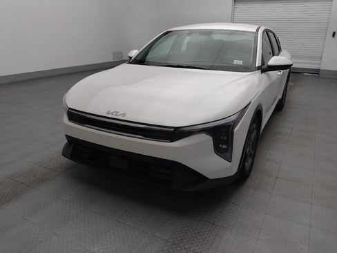 Used 2025 Kia K4 FWD image 15