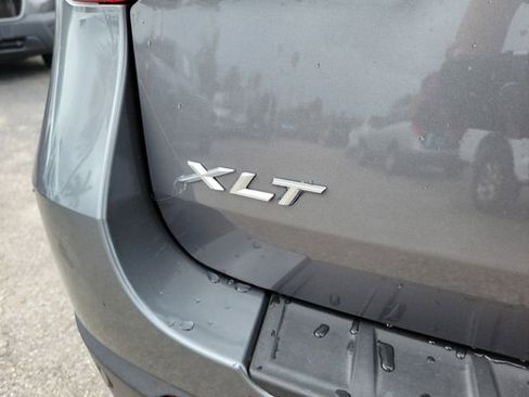 Used 2023 Ford Explorer XLT w/ Equipment Group 202A image 5