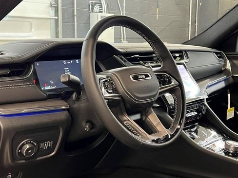 New 2025 Jeep Grand Cherokee Overland w/ Adv Protech Group III image 13