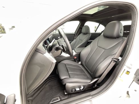 Certified 2022 BMW 330i Sedan w/ Premium Package 2 image 11