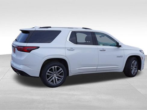Certified 2023 Chevrolet Traverse High Country image 4