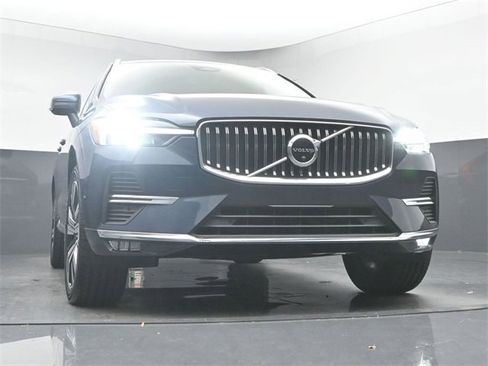 Used 2022 Volvo XC60 B6 Inscription w/ Advanced Package image 37