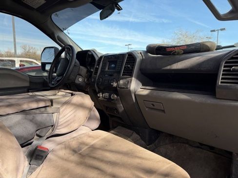 Used 2022 Ford F250 XL w/ Power Equipment Group image 5