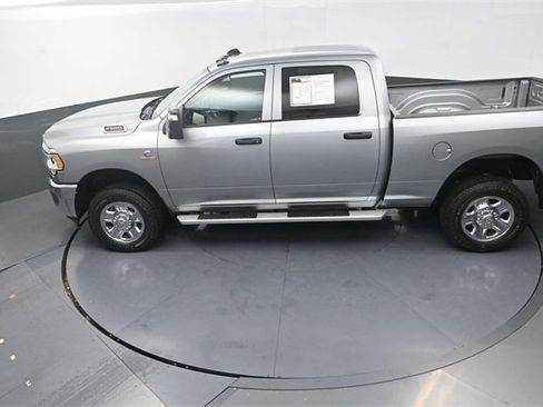 Used 2024 RAM 2500 Tradesman w/ Chrome Appearance Group image 22