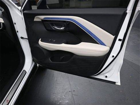 Used 2025 Acura ADX A-Spec image 33